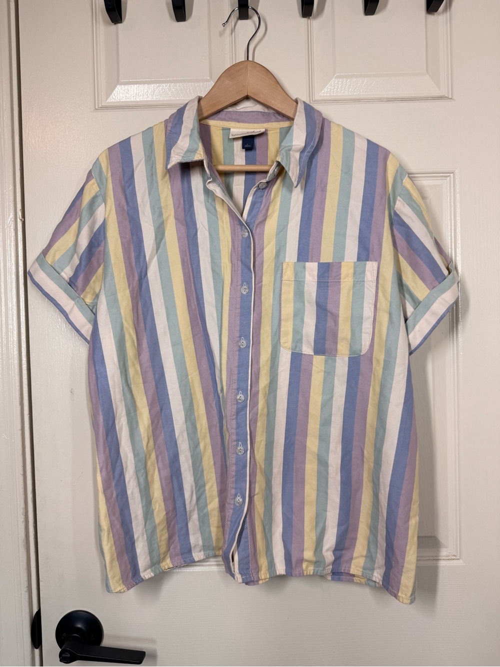 Universal Thread Button Down Shirt Multi Color Striped Short Sleeve L